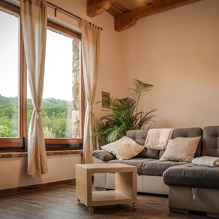 Gamajama Dobravlje